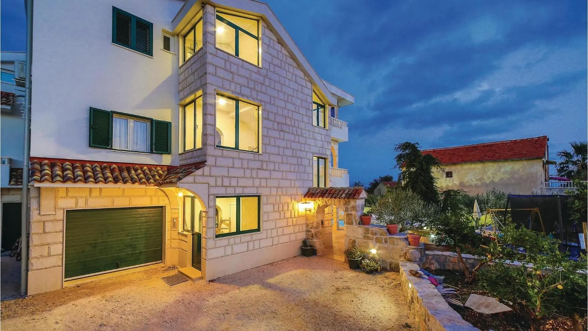Nice Home In Trogir With House Sea View