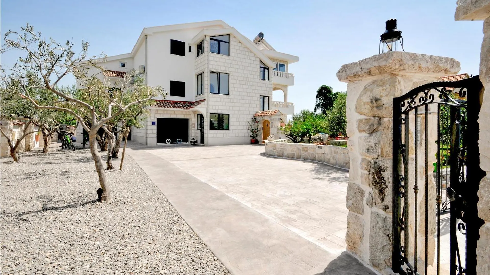 Nice Home In Trogir With House Sea View